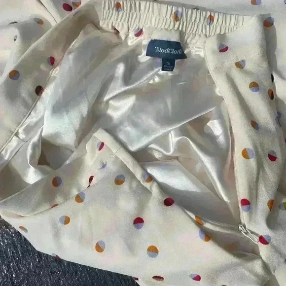 ModCloth A-Line Midi Skirt Size S Polka Dot Lined And Pockets Coquette Twee - Picture 8 of 9